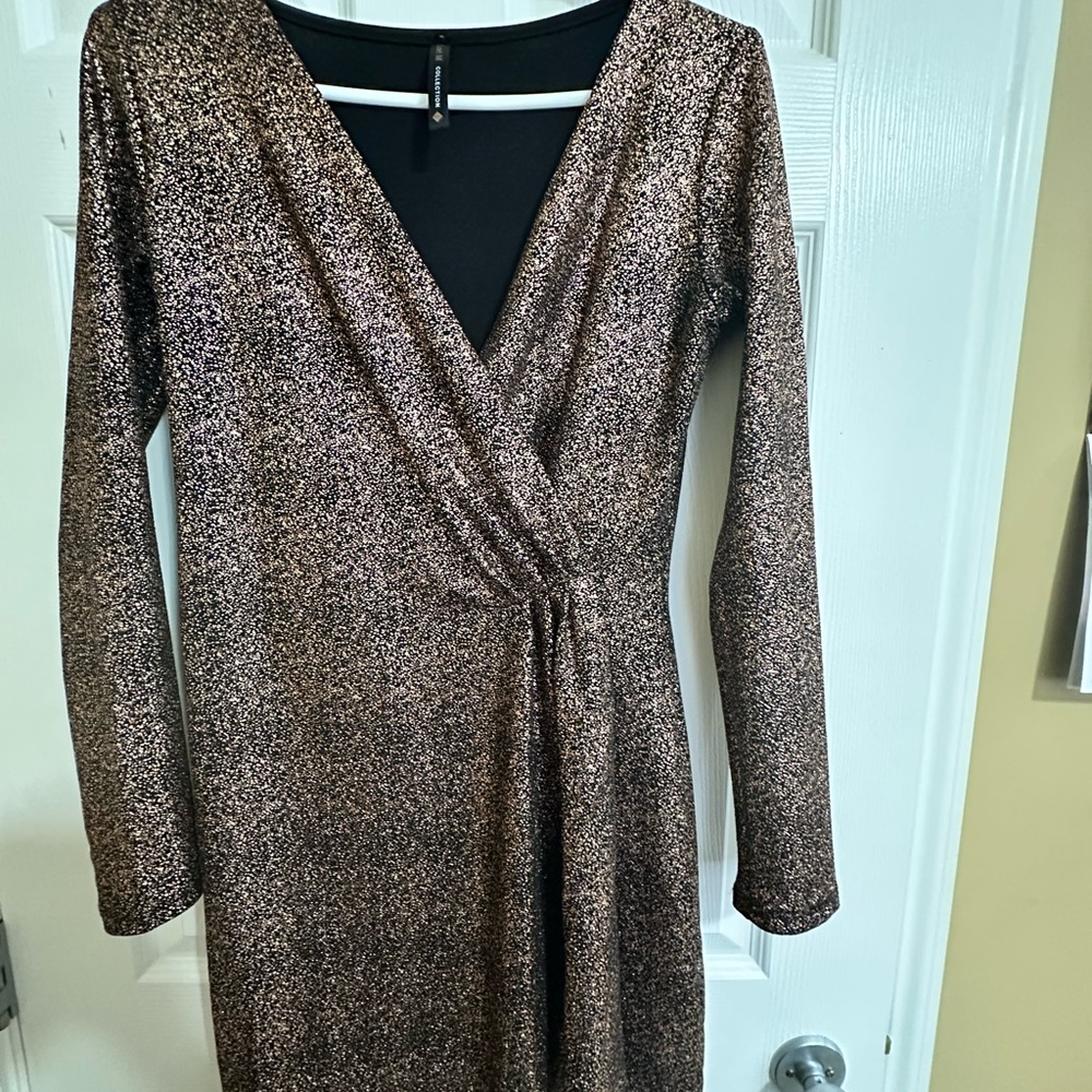 Chic Metallic Long Sleeve Wrap Dress